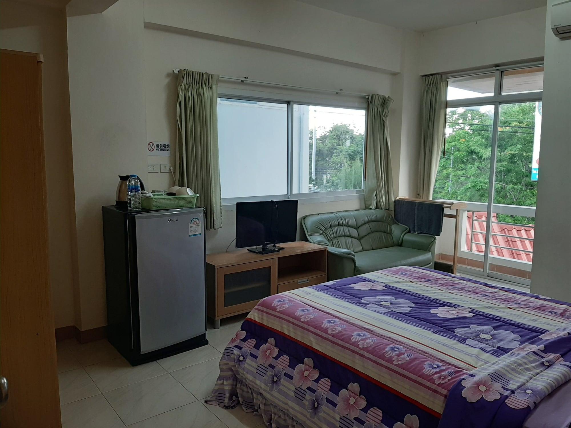Vanlisut Hotel Ngamwongwan Nonthaburi Extérieur photo