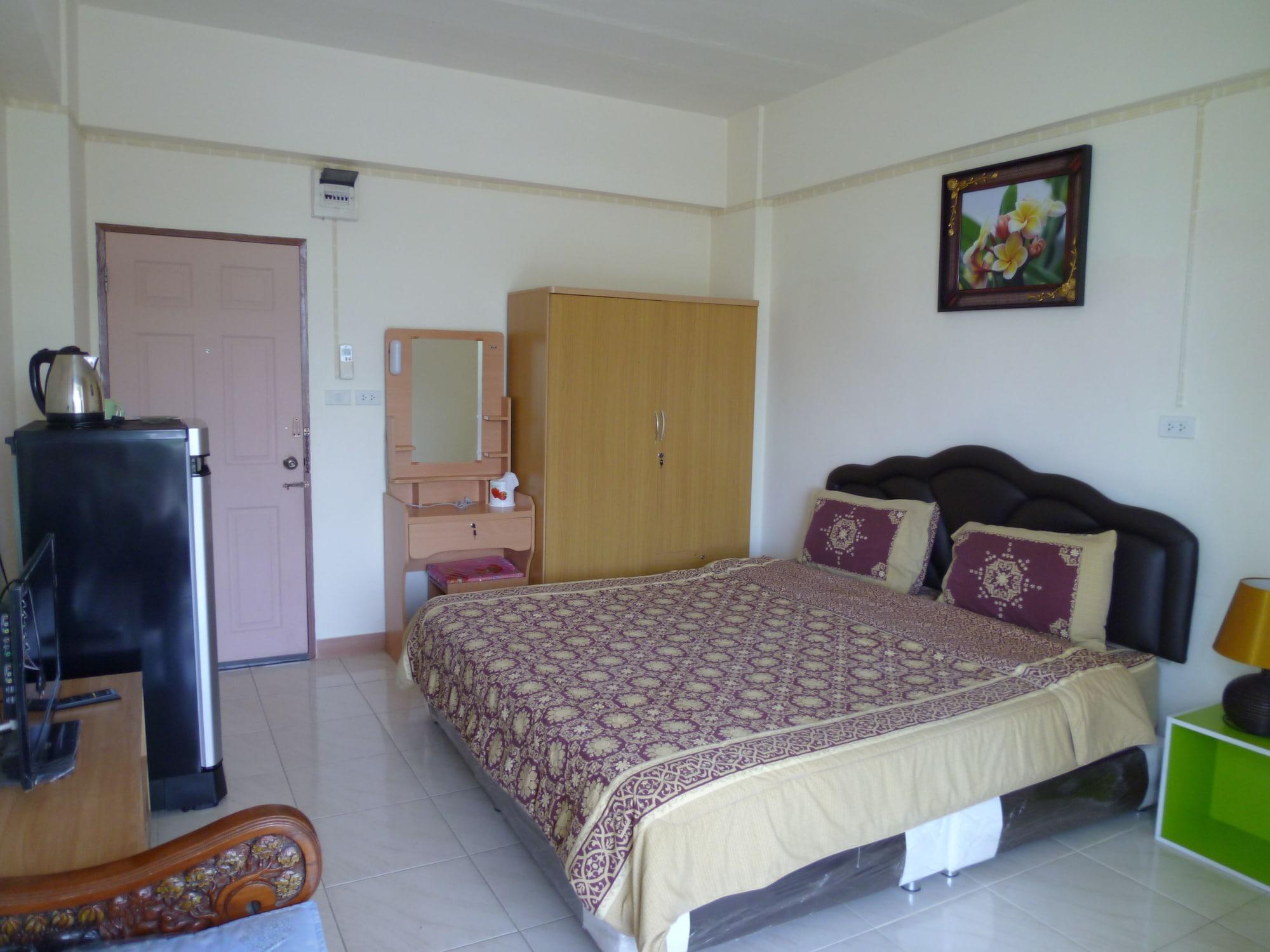 Vanlisut Hotel Ngamwongwan Nonthaburi Extérieur photo