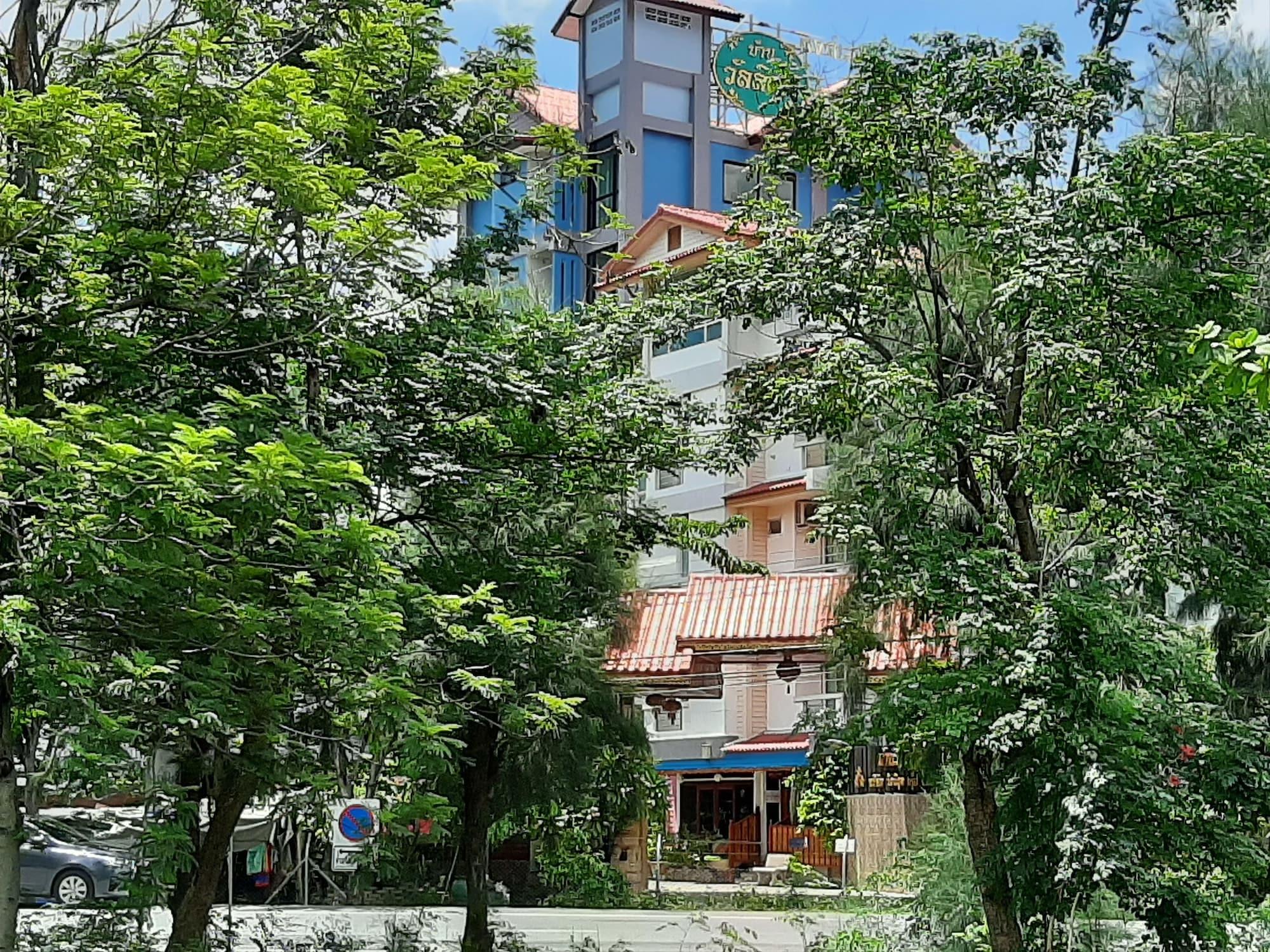 Vanlisut Hotel Ngamwongwan Nonthaburi Extérieur photo